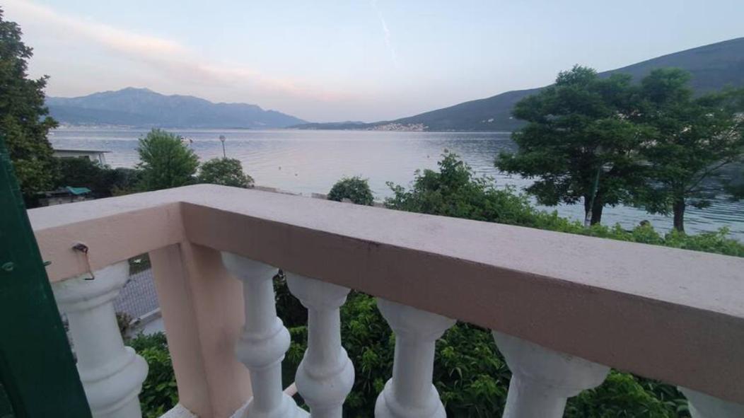 Apartment Dunja Djenovici Herceg Novi Exterior photo
